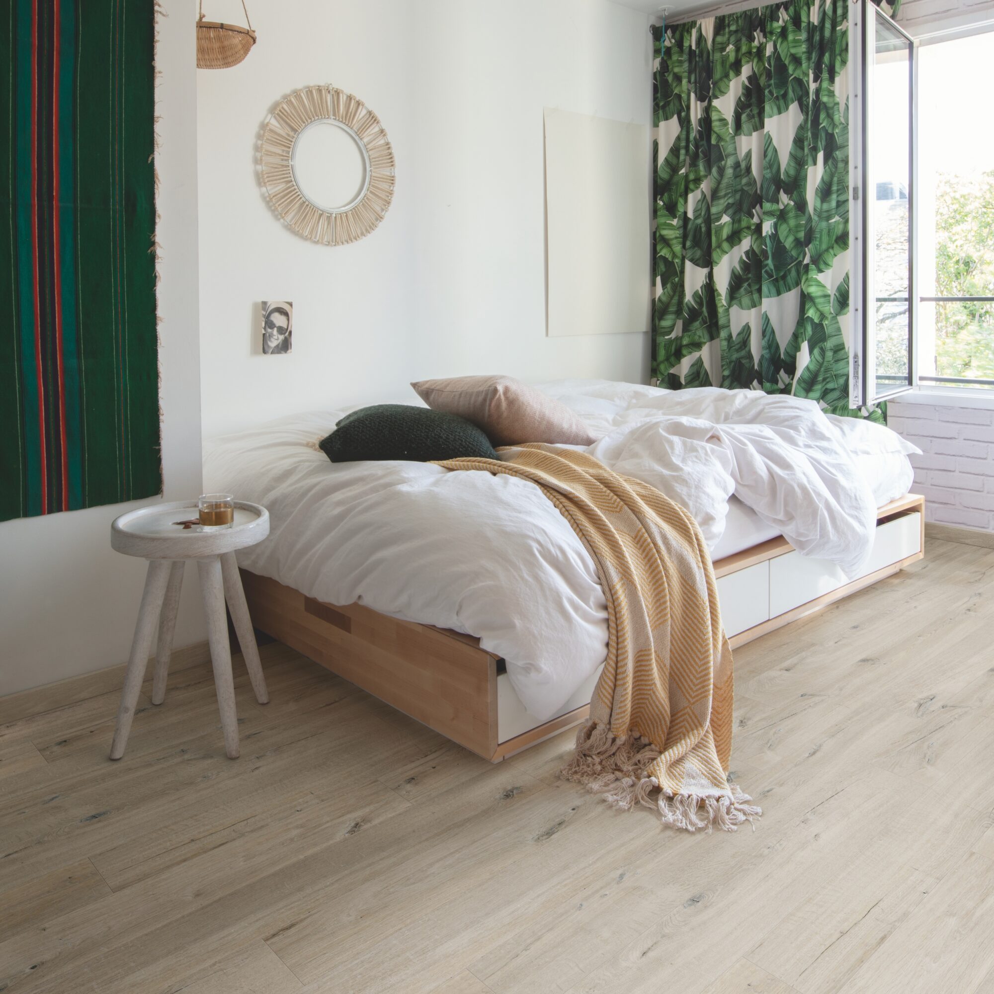 Alpha Vinyl Bloom Autumn Oak Natural