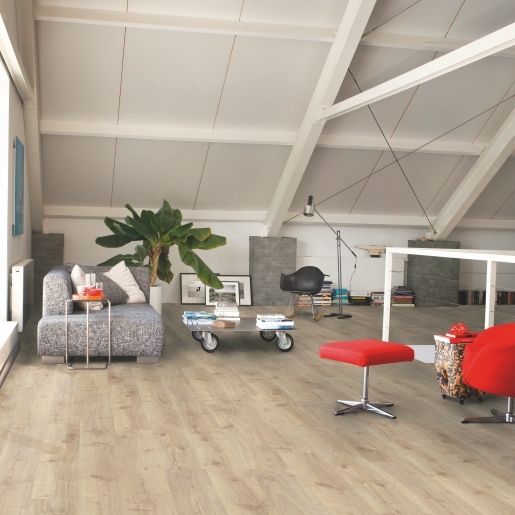Creo Tennessee Oak Light