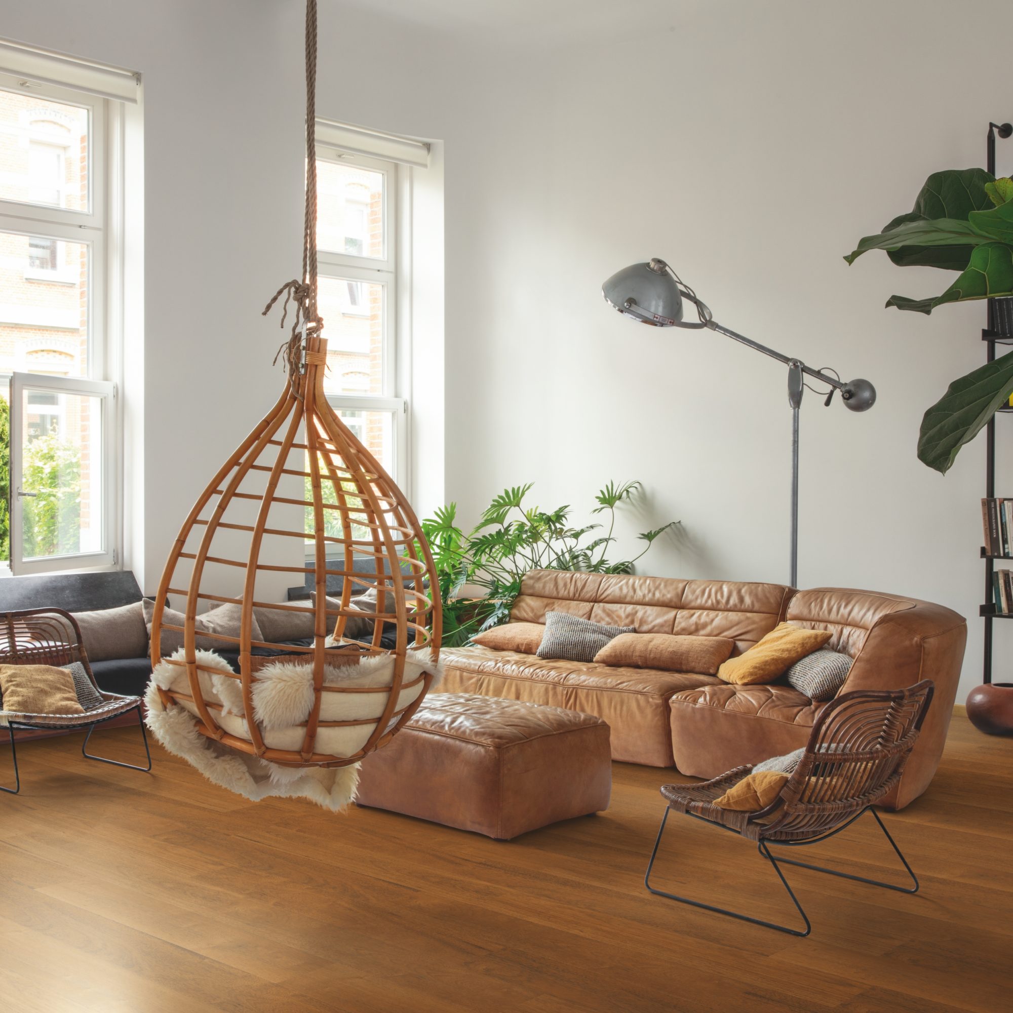 Capture Brushed Oak Warm